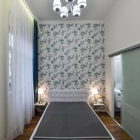 Appartamento Jasmine Delux In The City Centre *